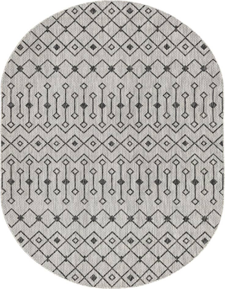 Detail image of 5' 3 x 8' Easy-Clean Lattice Indoor / Outdoor Oval Rug