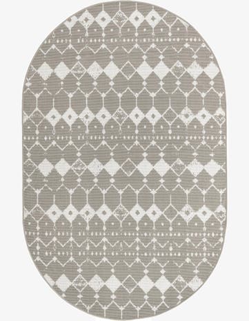 5' 3 x 8' Easy-Clean Lattice Indoor / Outdoor Oval Rug