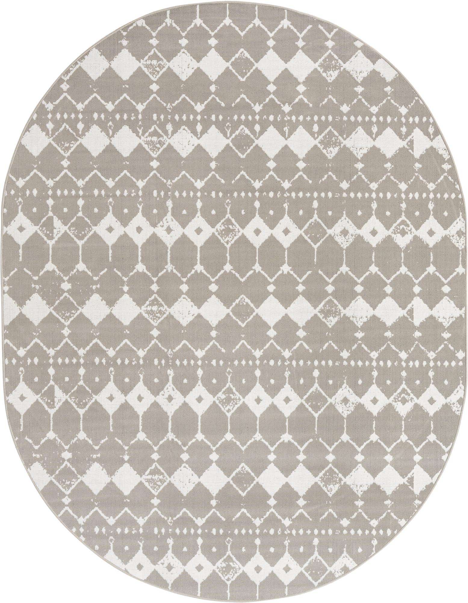 7' 10 x 10' Easy-Clean Trellis Indoor / Outdoor Oval Rug