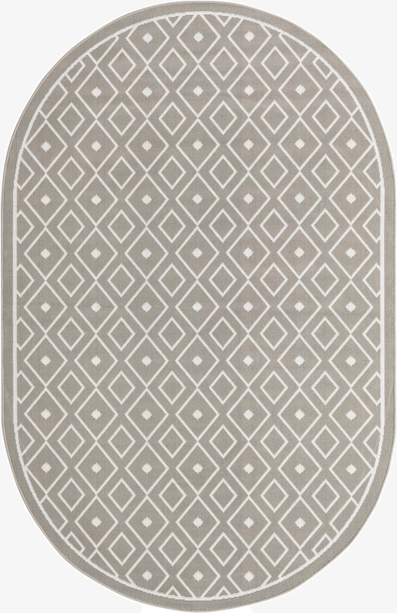 5' 3 x 8'  Washable Trellis Indoor / Outdoor Oval Rug