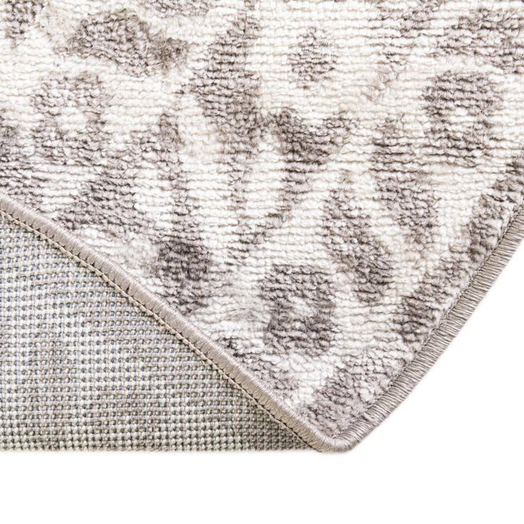 Detail image of 8' x 10' Oxford Oval Rug