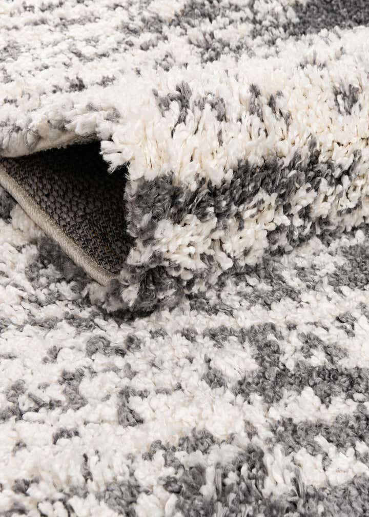 5' 3 x 8' Serenity Shag Oval Rug
