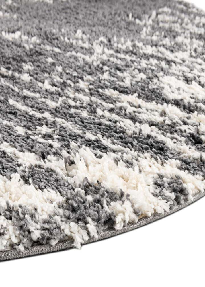 5' 3 x 8' Serenity Shag Oval Rug