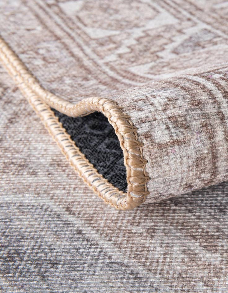 Detail image of 2' x 3' Washable Timeless Oval Rug
