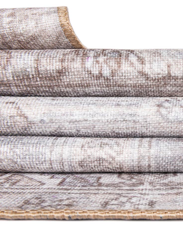 Detail image of 5' x 8' Timeless Oval Rug