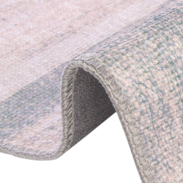 Detail image of 2' x 3' Washable Timeless Oval Rug