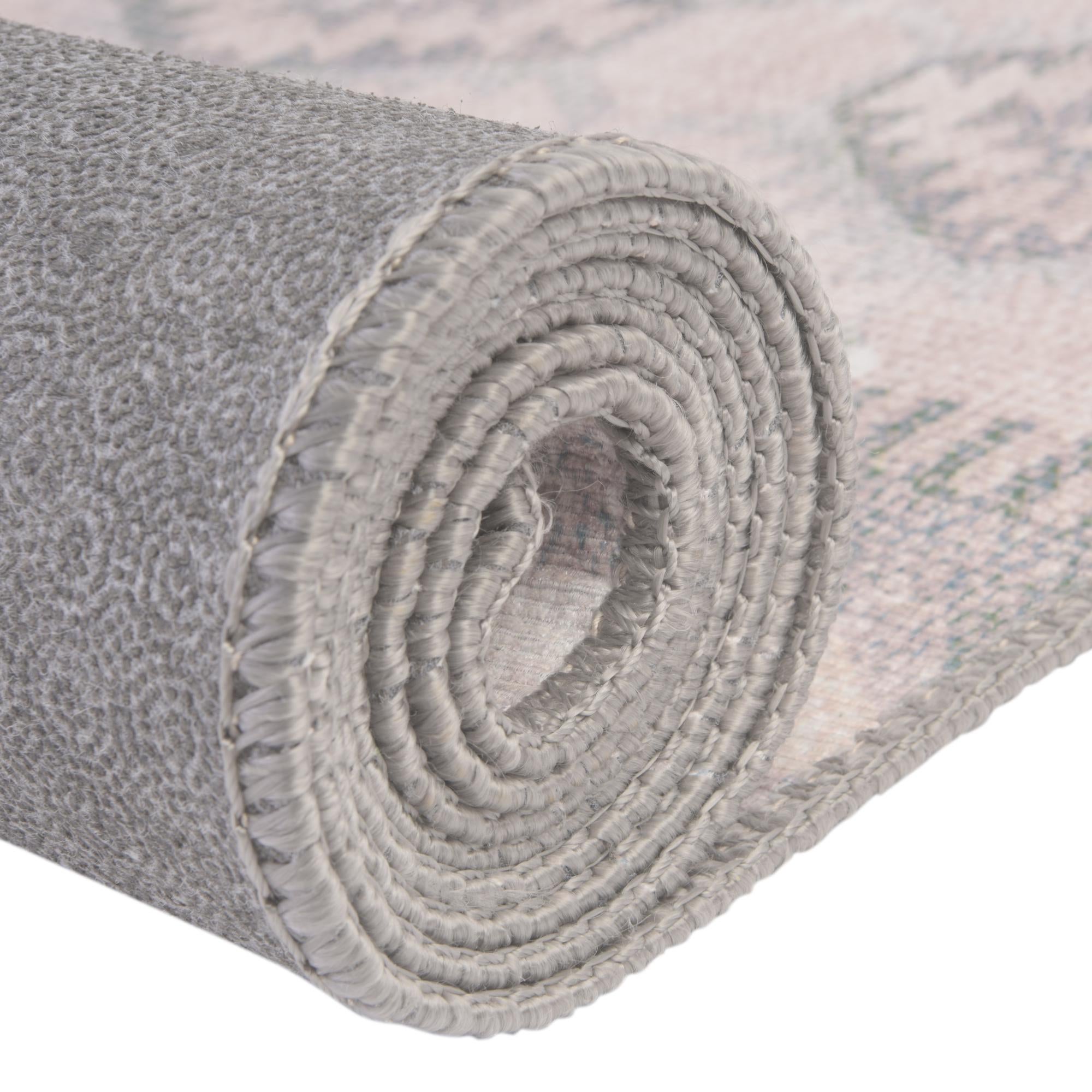 2' x 3' Washable Timeless Oval Rug