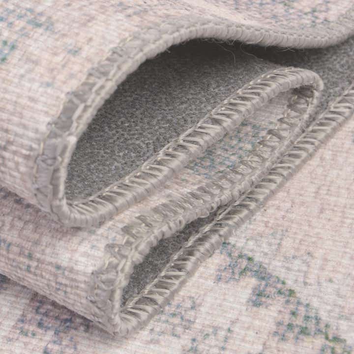 2' x 3' Washable Timeless Oval Rug