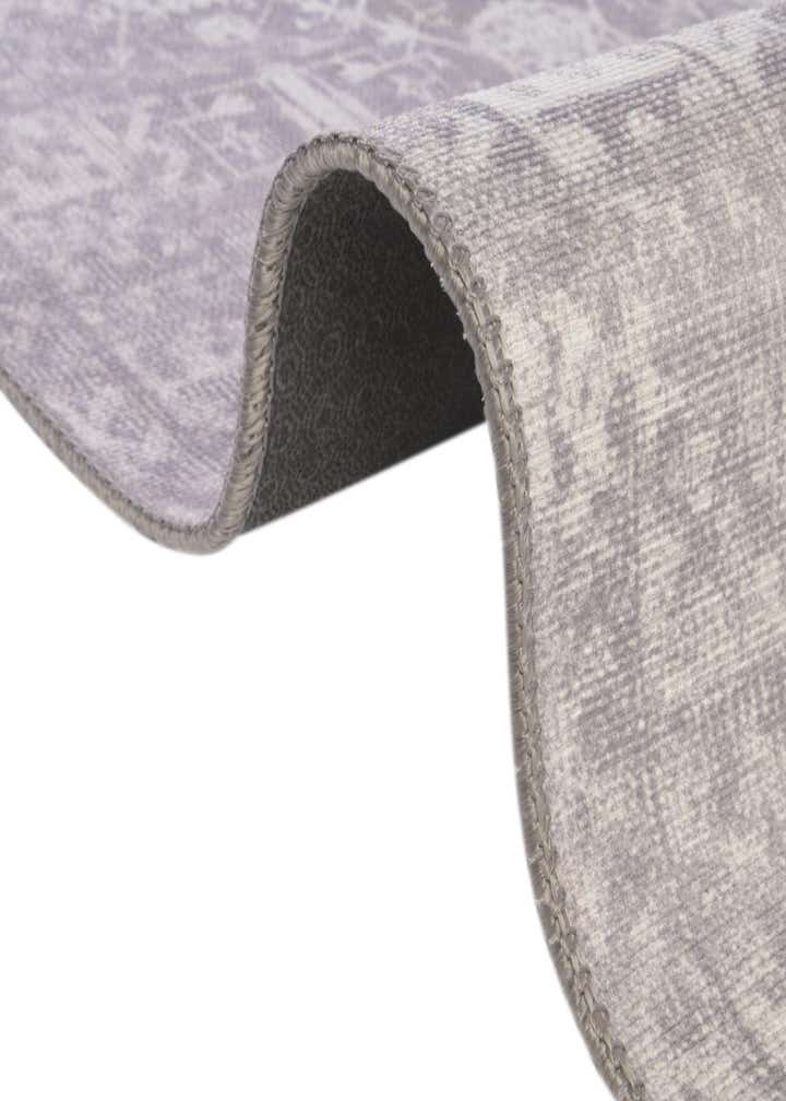2' x 3' Washable Timeless Oval Rug