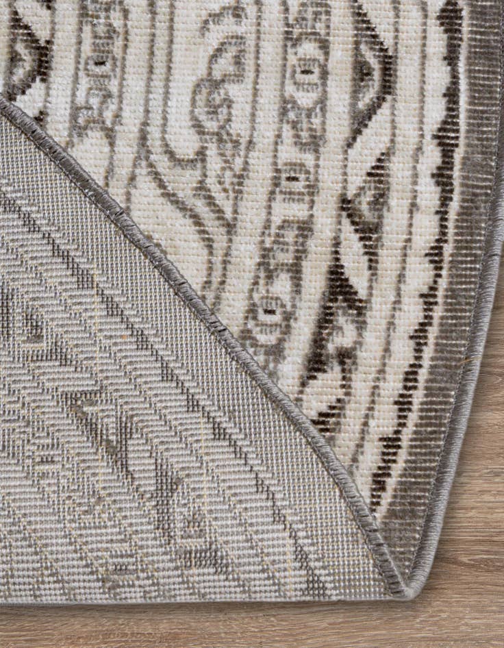 Detail image of 5' 3 x 8' Tribeca Oval Rug