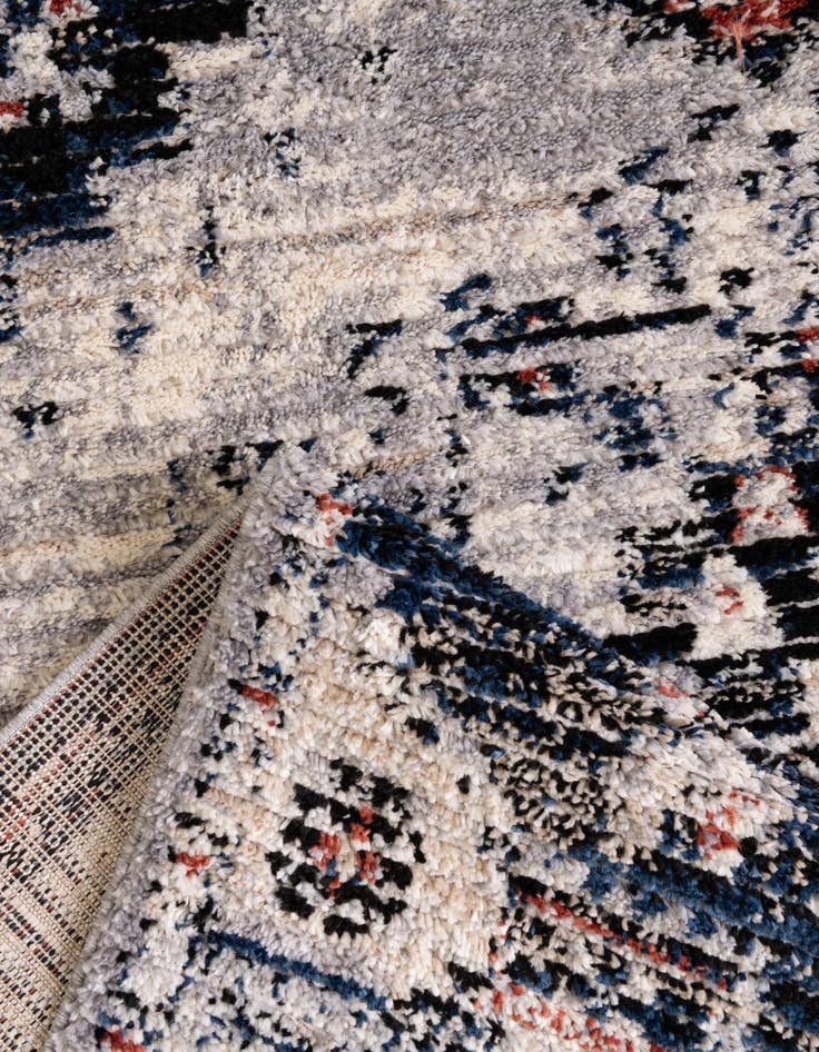 Detail image of 8' x 10' Tucson Oval Rug