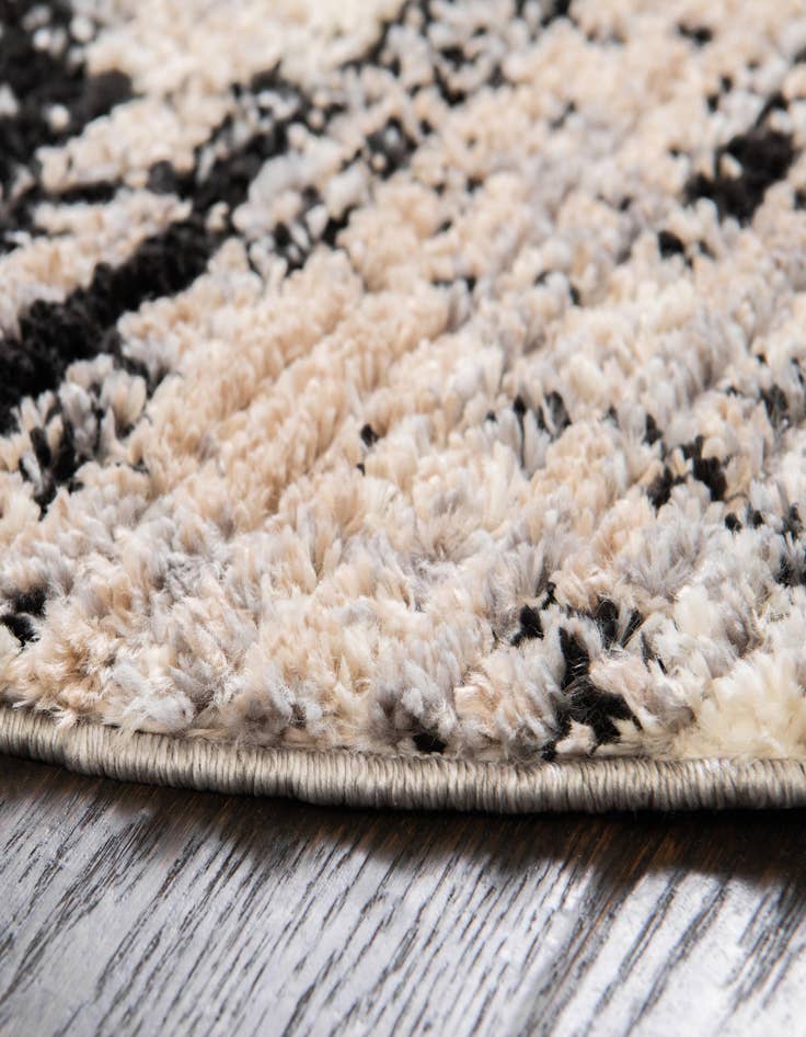 Detail image of 8' x 10' Tucson Oval Rug