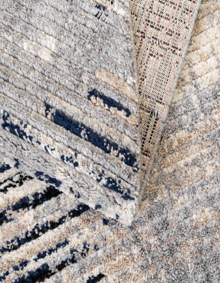 Detail image of 4' x 6' Tucson Oval Rug