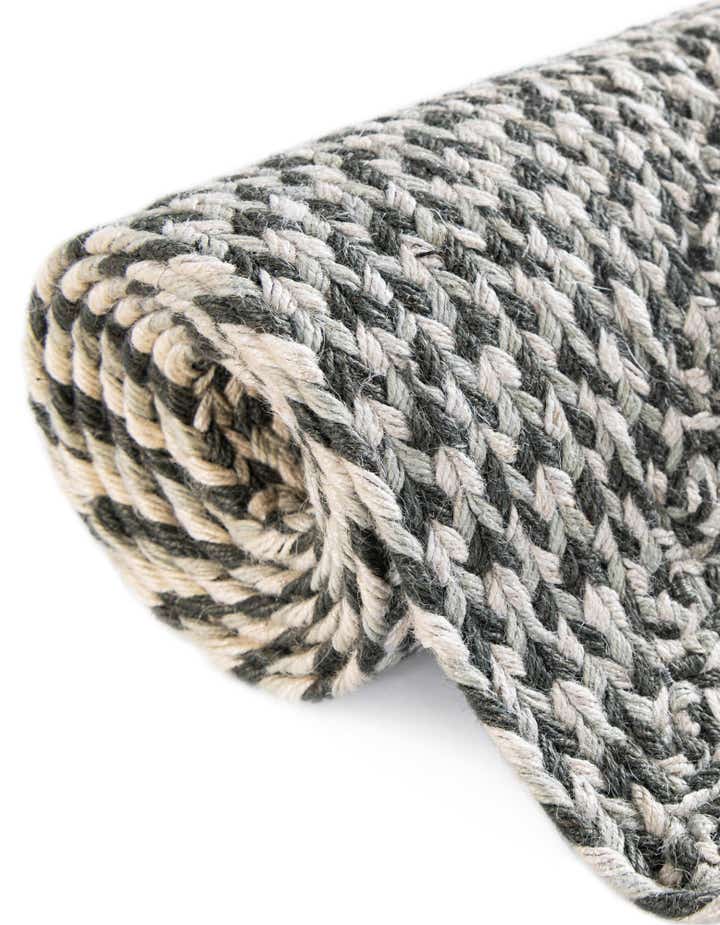 2' x 3' 1 Handmade Tweed Braided Jute Oval Rug