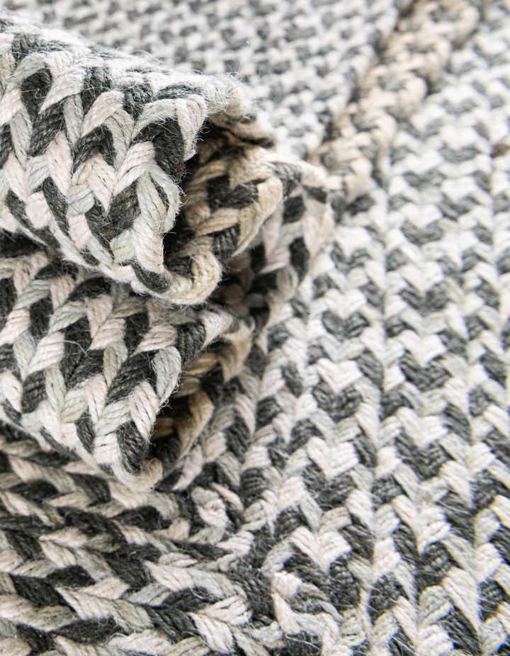 2' x 3' 1 Handmade Tweed Braided Jute Oval Rug