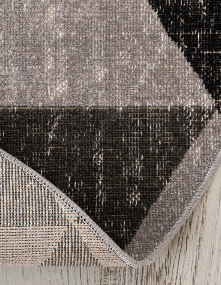 Detail image of 3' 3 x 5' 3 Valencia Oval Rug