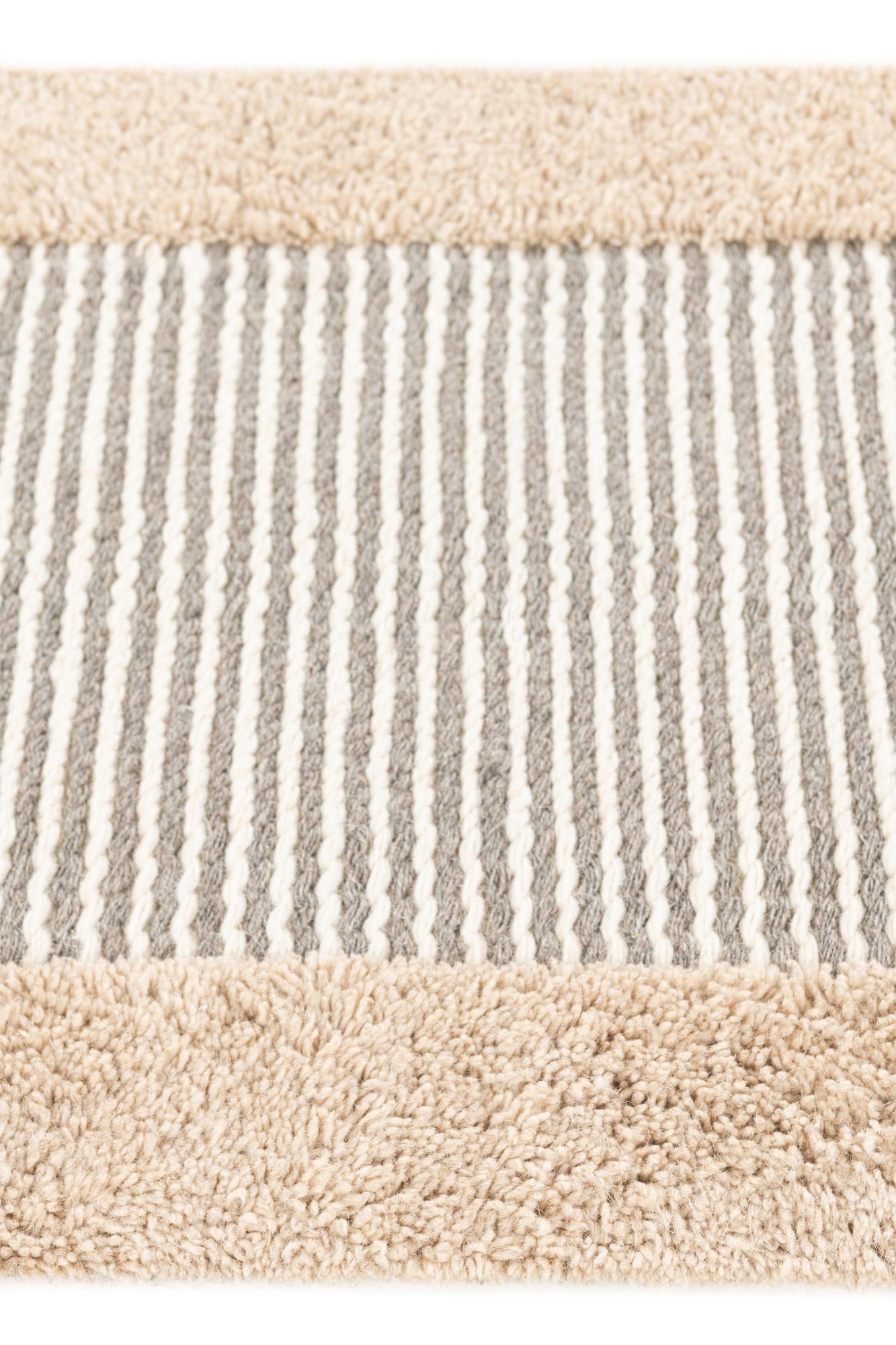 2' x 3' Hand Woven Rug