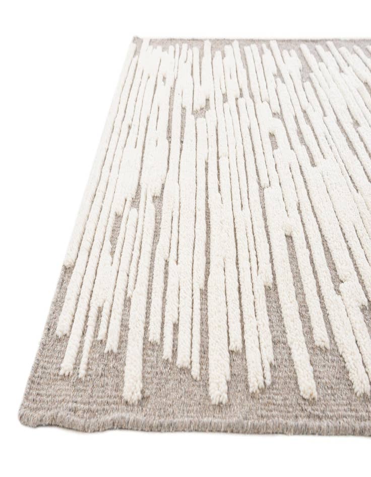 Detail image of 4' 2 x 6'  Hand Woven  Rug