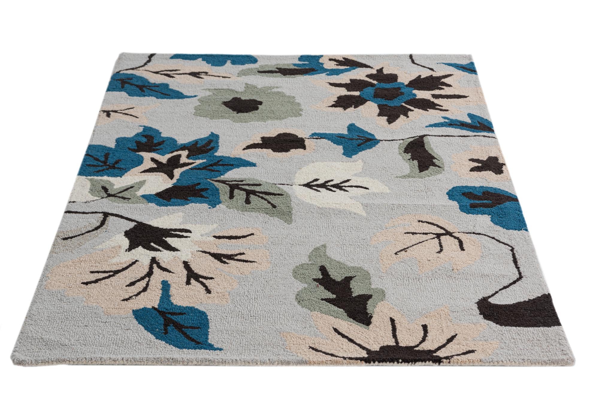 4' x 6' Agra Rug