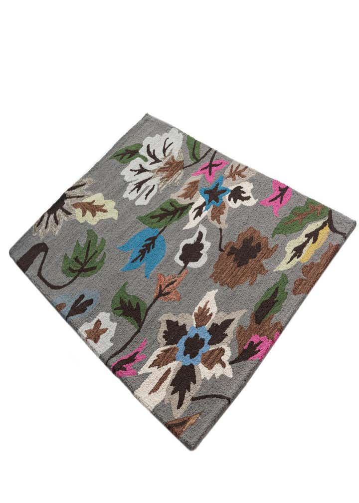 4' x 6' Agra Rug