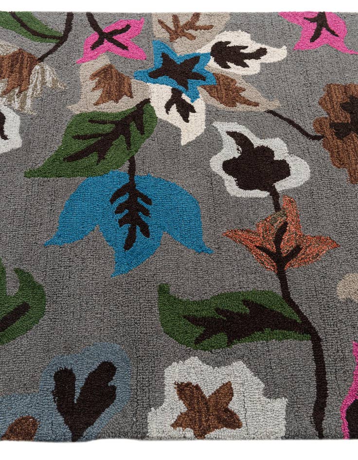Detail image of 4' x 6' Agra Rug