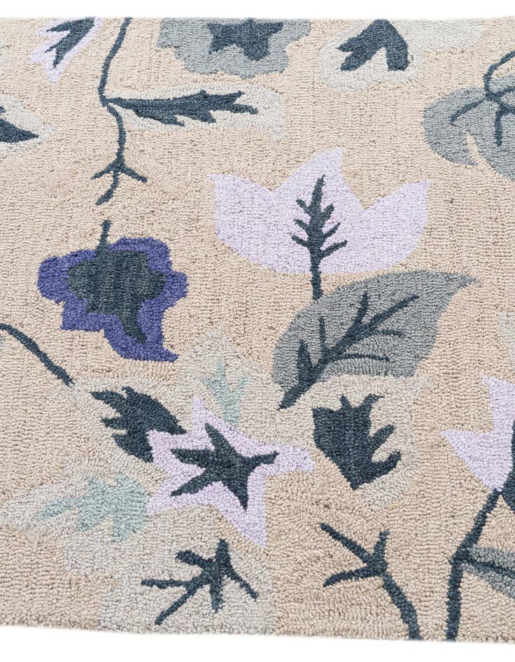 Detail image of 3' x 5' Agra Rug