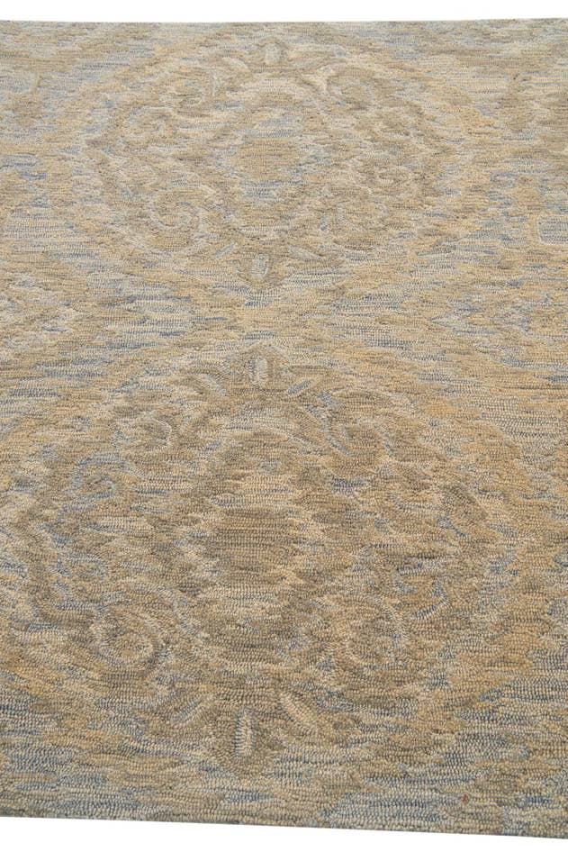 Detail image of 5' x 7' 6 Agra Rug