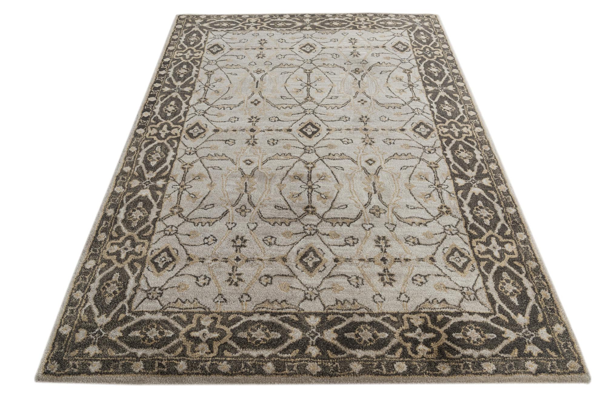 5' x 7' 6 Agra Rug