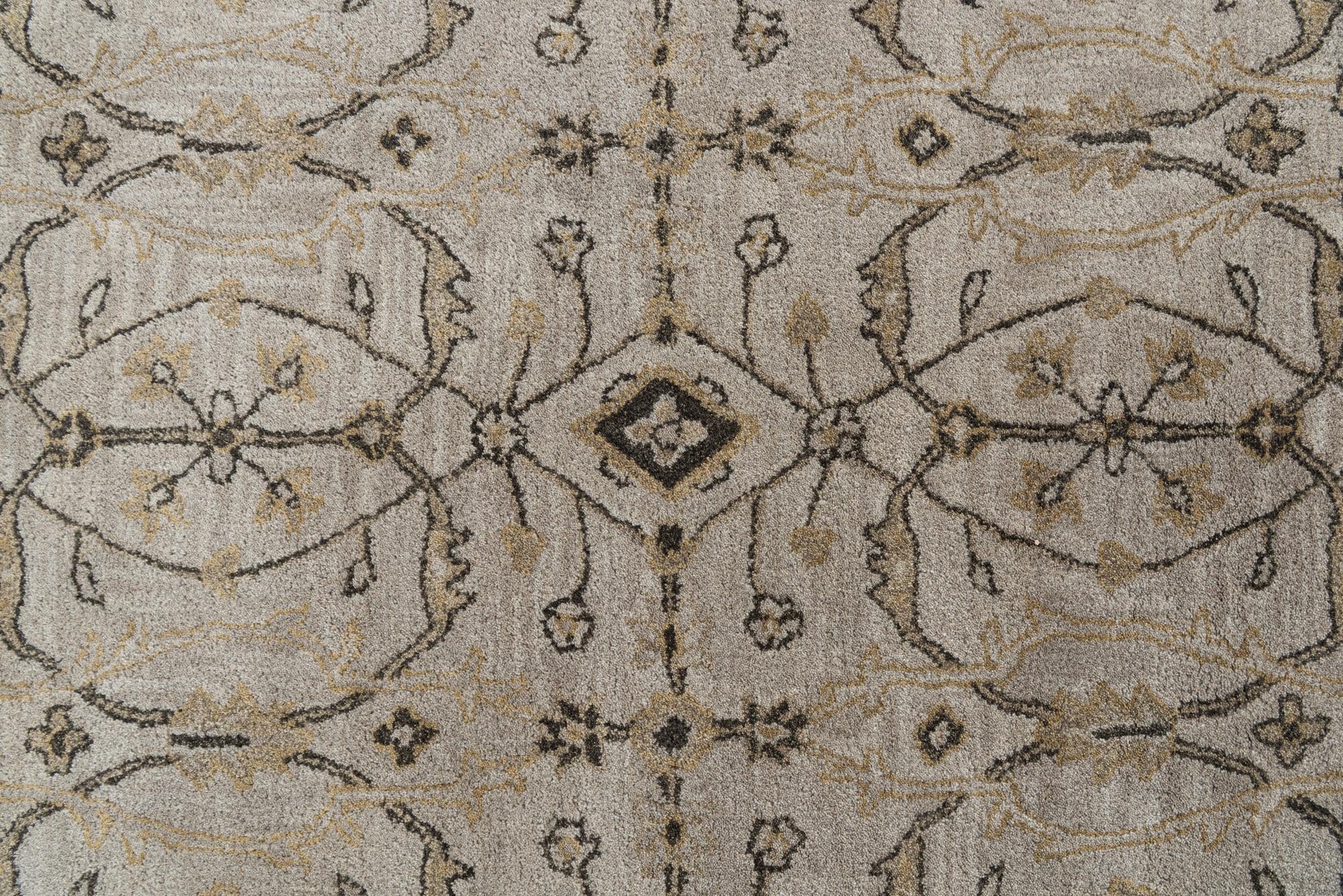 5' x 7' 6 Agra Rug