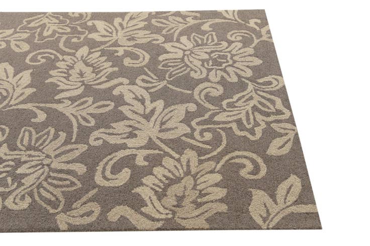 Detail image of 5' 1 x 8' Agra Rug
