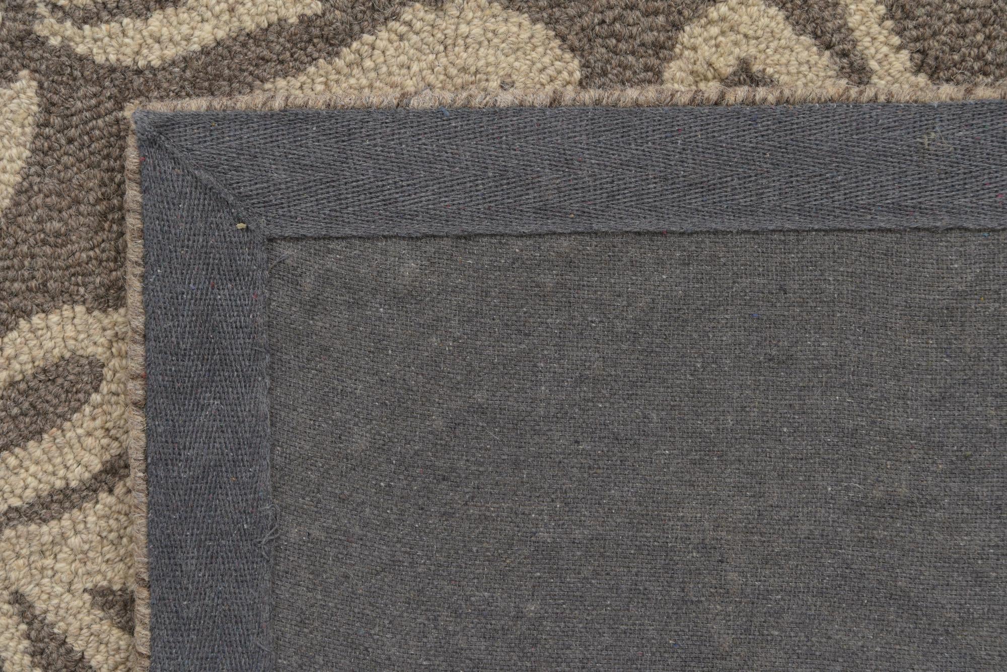 5' 1 x 8' Agra Rug