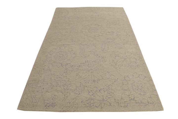 5' x 7' 10 Agra Rug