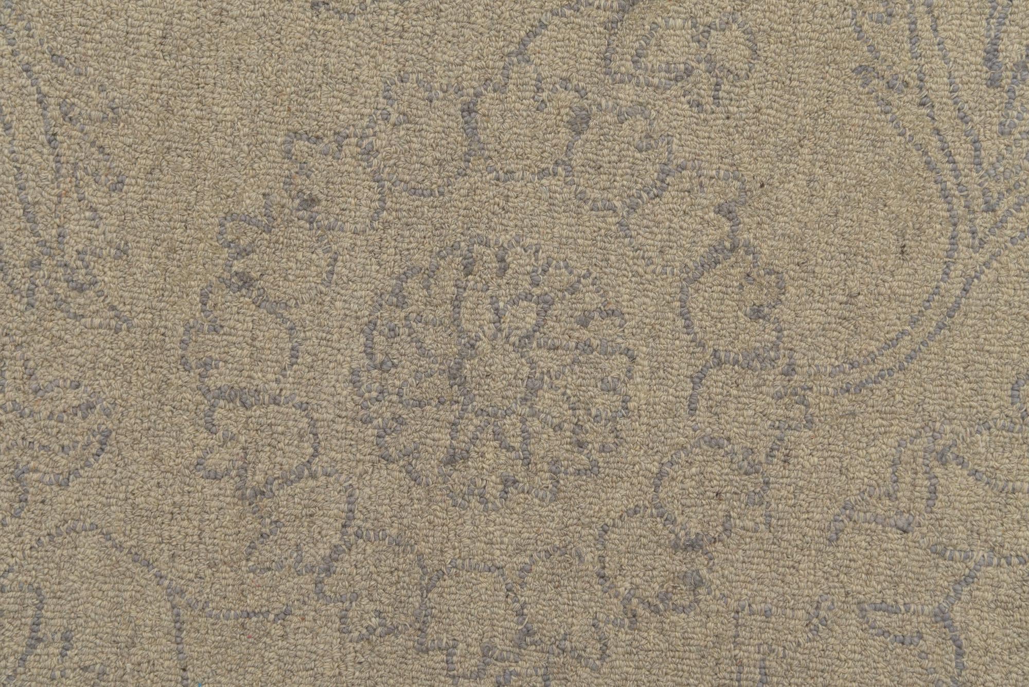 5' x 7' 10 Agra Rug