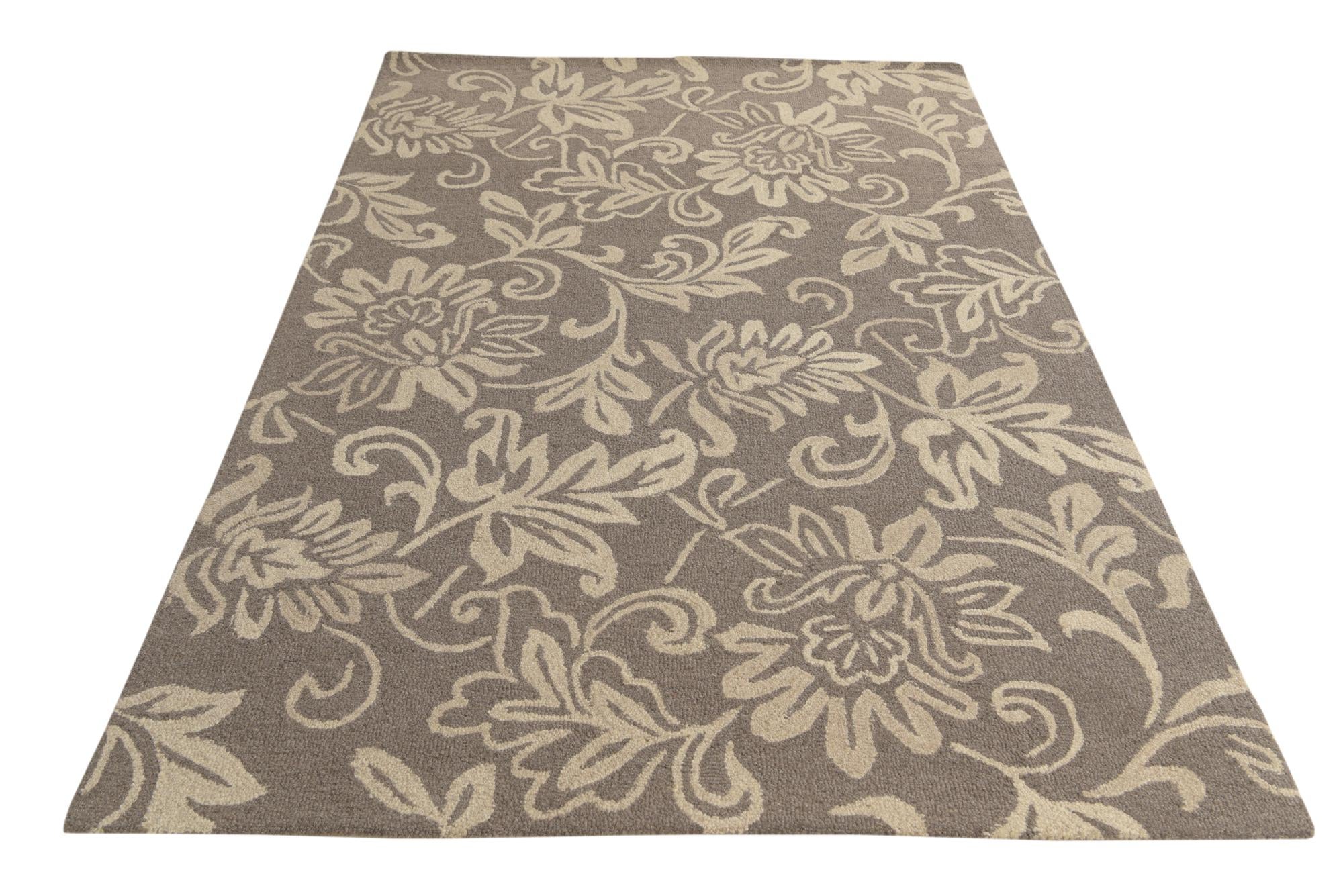 5' x 8' Agra Rug