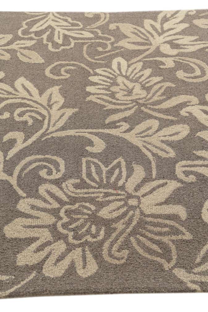 5' x 8' Agra Rug
