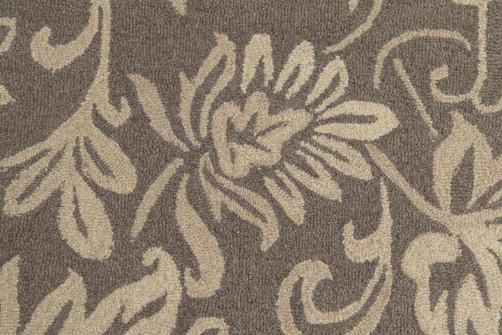 5' x 8' Agra Rug