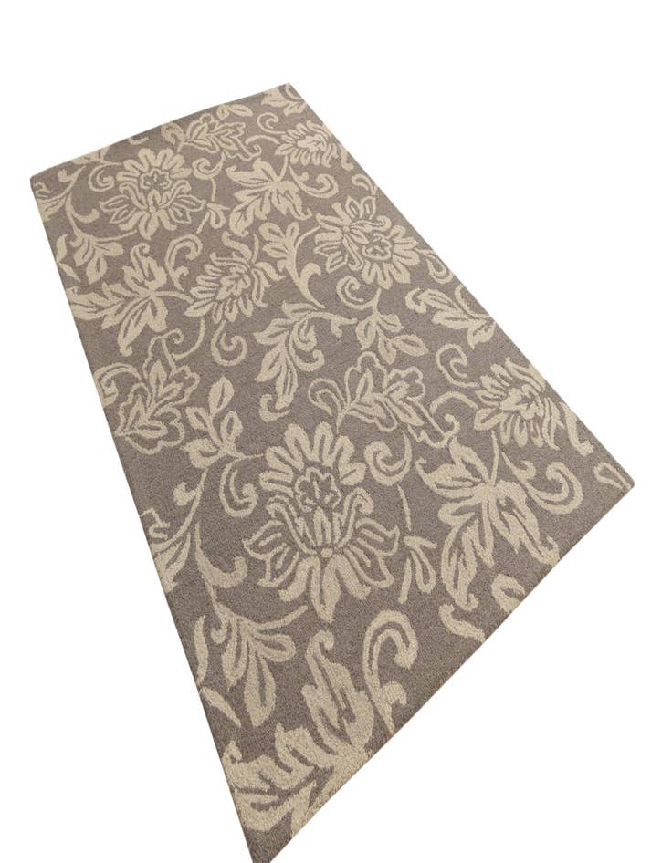 Detail image of 5' 1 x 8' Agra Rug