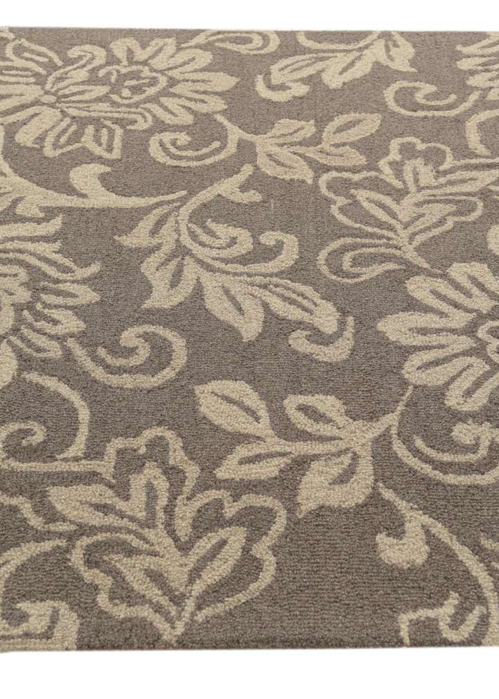 5' 1 x 8' Agra Rug