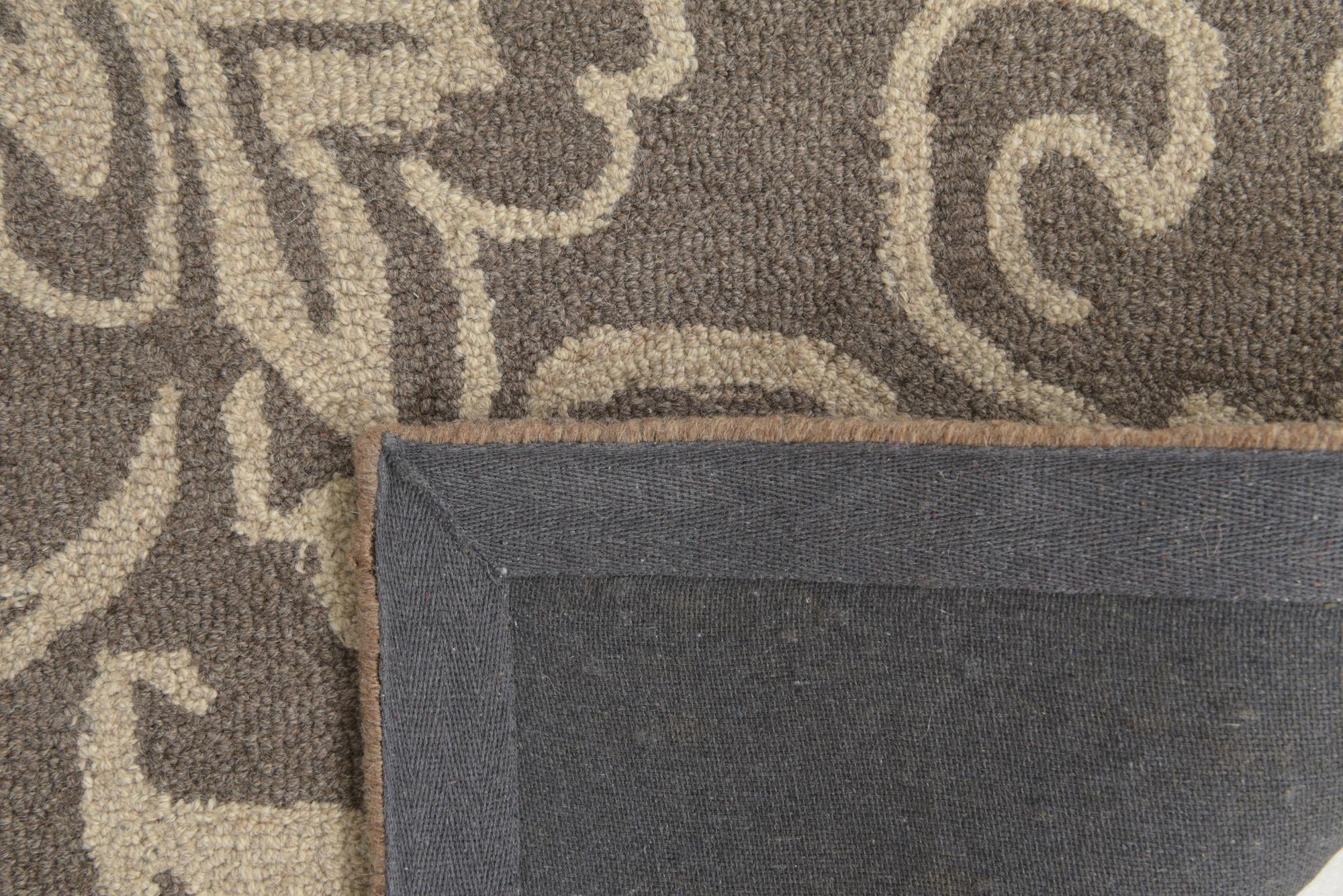 5' 1 x 8' Agra Rug