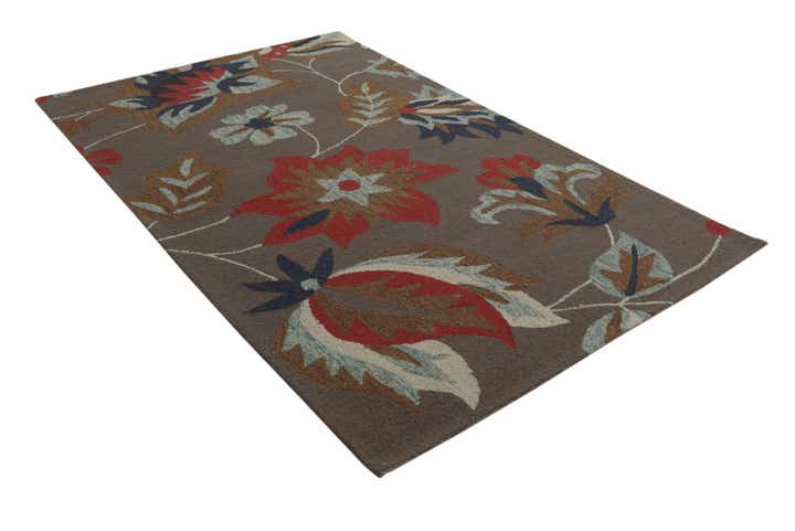 5' 1 x 8' Agra Wool Rug