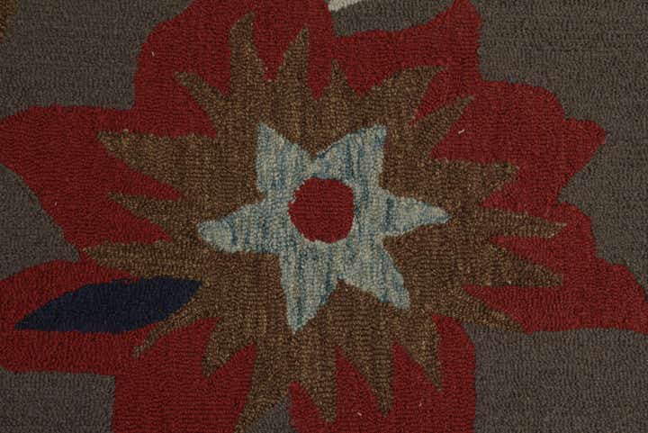 5' 1 x 8' Agra Wool Rug