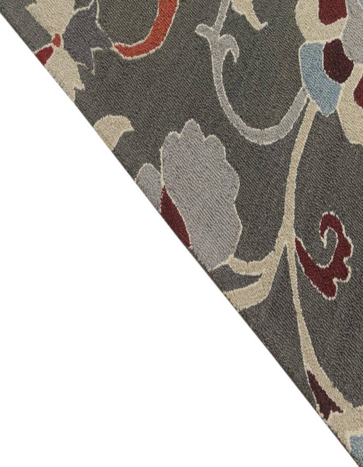 Detail image of 6' x 9' Agra Wool Rug
