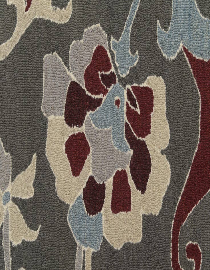 Detail image of 6' x 9' Agra Wool Rug
