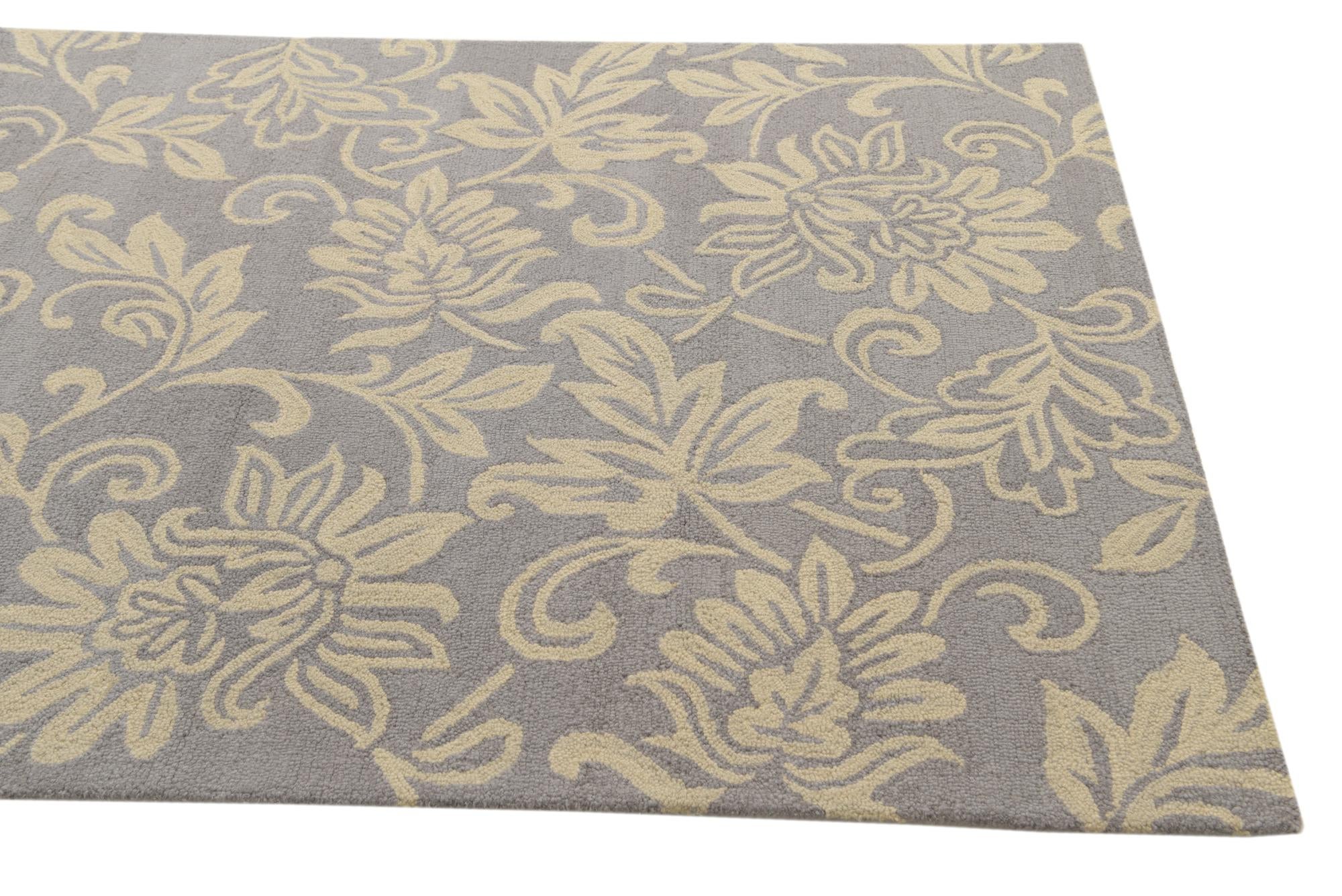 5' x 8' Agra Wool Rug