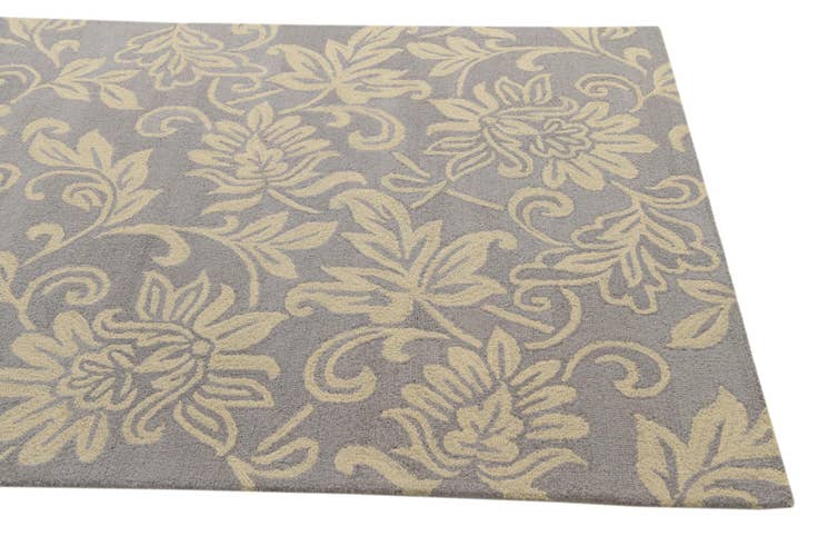 Detail image of 5' x 8' Agra Wool Rug