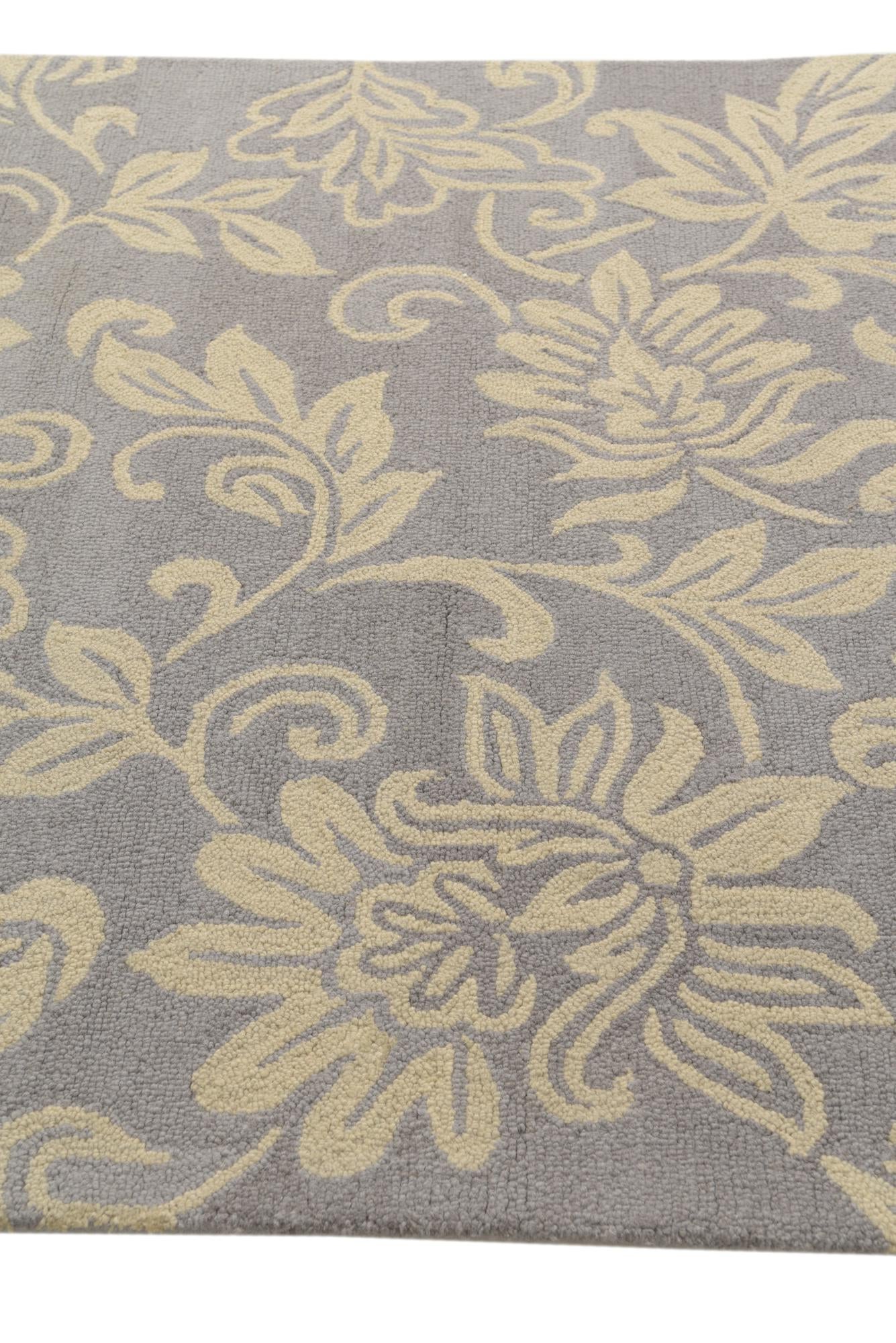 5' x 8' Agra Wool Rug
