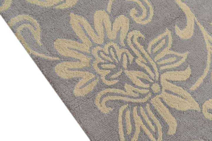 5' x 8' Agra Wool Rug