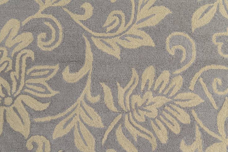 Detail image of 5' x 8' Agra Wool Rug