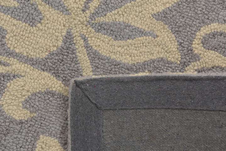 5' x 8' Agra Wool Rug