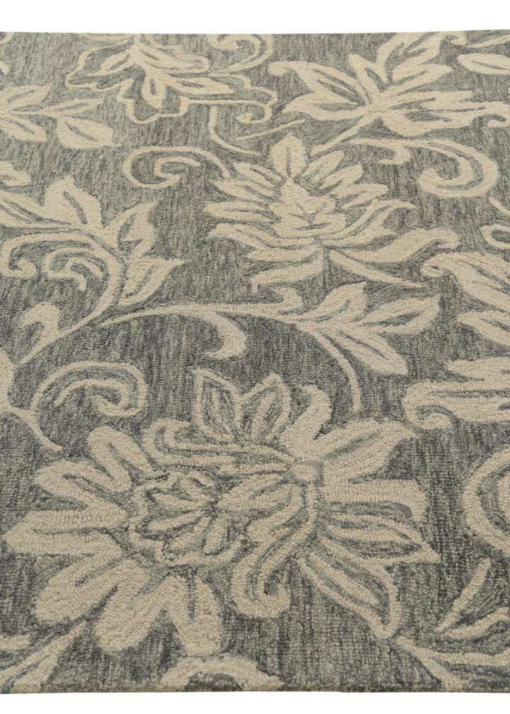 5' 1 x 8' Agra Wool Rug